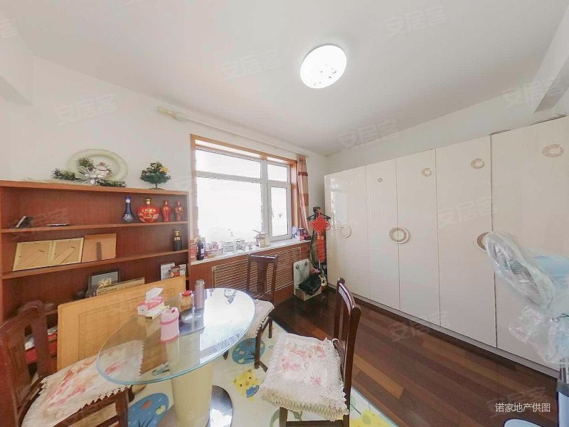 康馨园 临地铁 交通便利 小三房 中间好楼层 南北通透