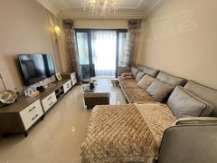 曲靖麒麟万达广场万达商圈,恒大绿洲两居室,家具齐全,拎包入住出租房源真实图片