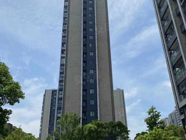 上海青浦青浦新城青浦绿地中心(商住楼)青浦新城地铁站绿地中心一室一