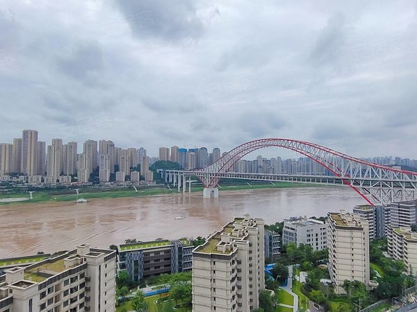 重庆南岸南滨路长嘉汇汇璟长嘉汇 江景真棒原木风江景房三室户型,全新