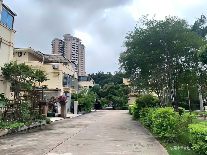 隐贤山庄旁,新出大3房,自住精装,拎包入住,业主换别墅急售,丽城花园