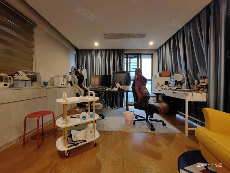 星河丹堤新出豪装大复式,看山看全湖景,户型通透,私密性好