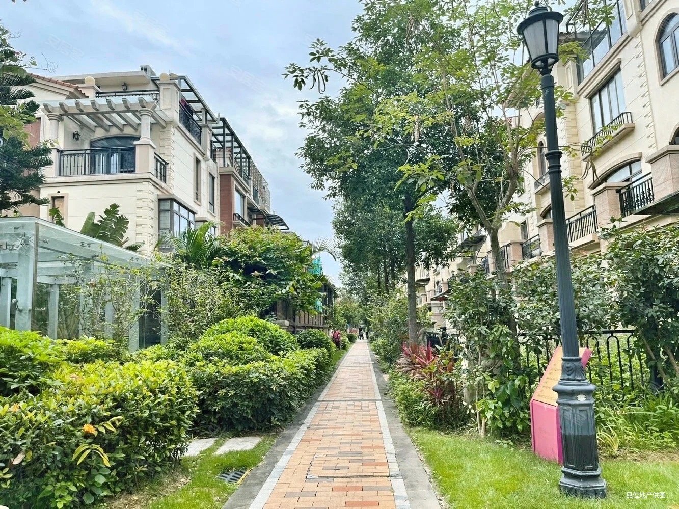 东莞房产网>东莞二手房>凤岗二手房>凤岗中心二手房>三正瑞士半山(一