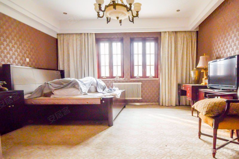 海逸王墅2500万独栋出售一亩地的院子看房方便