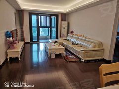 武汉汉南汉南城区精装修 4室2厅2卫 南北通透 近地铁 送车位出租房源真实图片