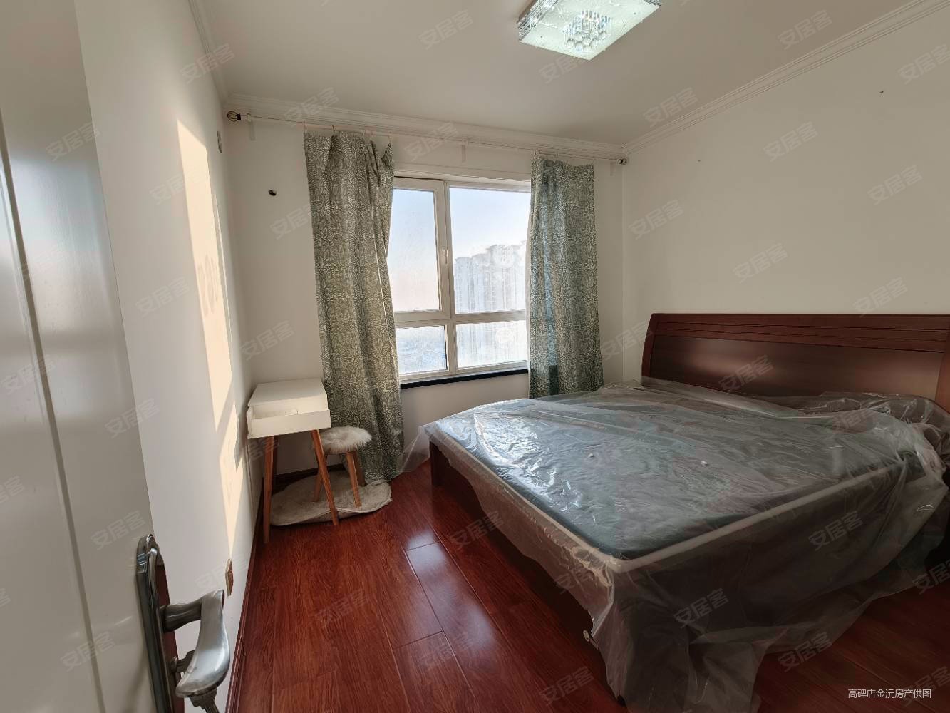 花溪墅3室2厅1卫103.86㎡南北67万