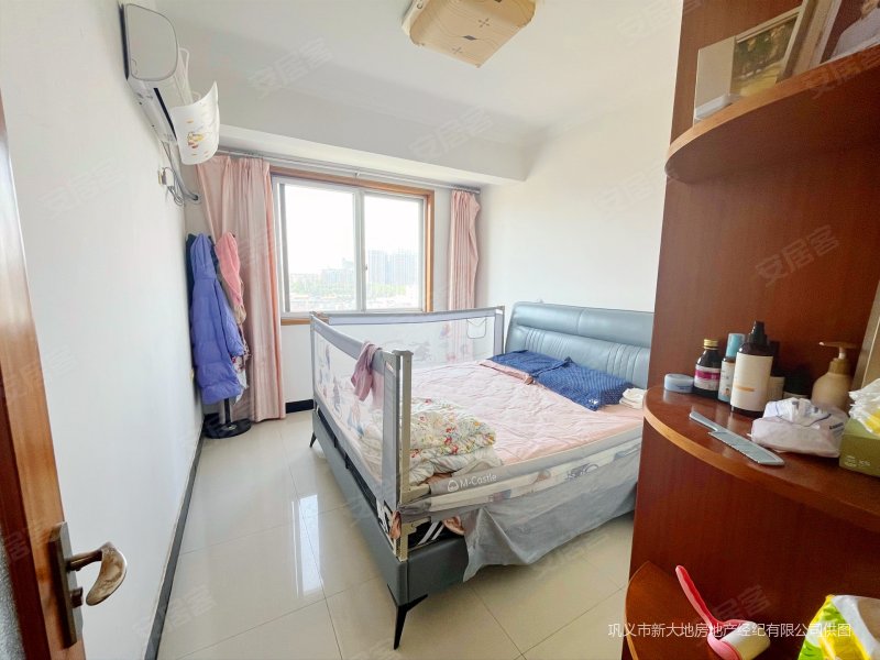 华英大厦(巩义) 商品住宅 南北通透 大四室 电梯房