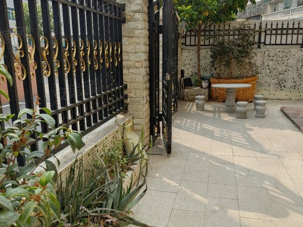 深圳宝安桃源居金碧花园金碧花园 5室2厅3卫 配套齐全 250平出租房源