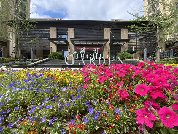 青岛李沧金水路绿城蘭园金水路 靠丽达 绿城蘭园 精装大套三 四个空调