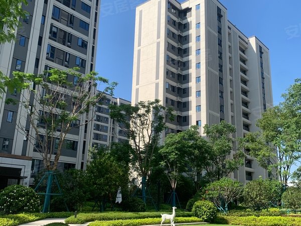 福州仓山白湖亭国贸凤凰原白湖亭万达商圈 国企高品质小区 精装三房