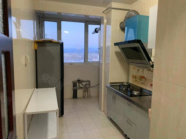 北京昌平昌平县城百泉花园百泉花园 电梯房 精装两室一厅 干净卫生