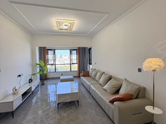 曲靖麒麟南市区南城门三居室，广场就门口，出行便捷，生活方便出租房源真实图片