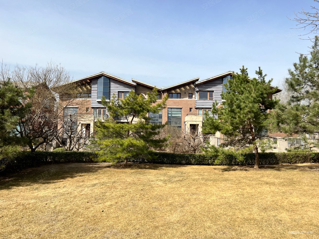 北京房产网>北京二手房>朝阳二手房>亚运村二手房>亚运新新家园(别墅)