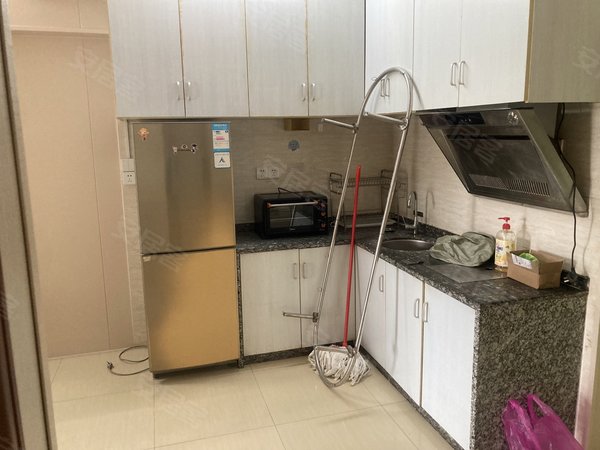 【多图】京华大厦,富山租房,莲坂国贸,地铁口,brt,交通便利,生活方便