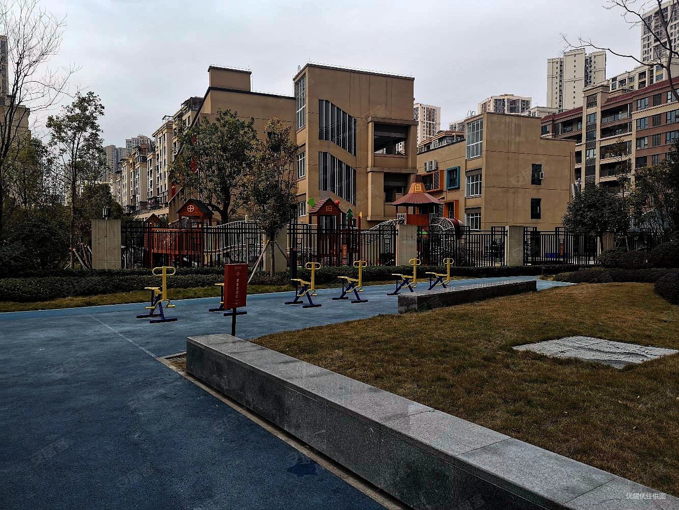 佳兆业滨江新城江上澜庭