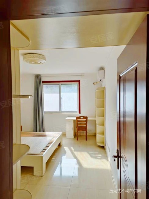 大新华府南区板楼房龄新心动价格心仪房心动不如行动吧