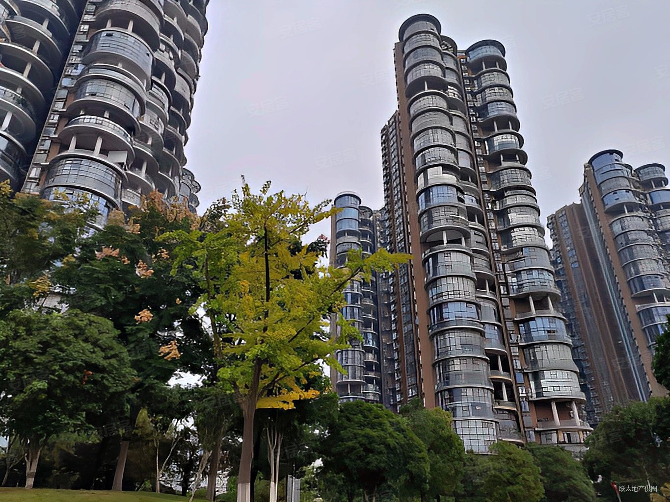 湘江豪庭1号江景大平层