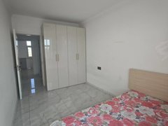 齐齐哈尔铁锋齐齐哈尔站清馨雅居A六楼57平米南北两室，短租一千，年租一万出租房源真实图片