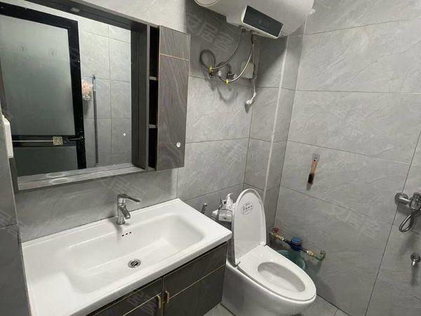 金华东阳东阳江北锦溪北苑上卢 江北三中 总部中心  交警队电梯房民水民电 可用燃气出租房源真实图片