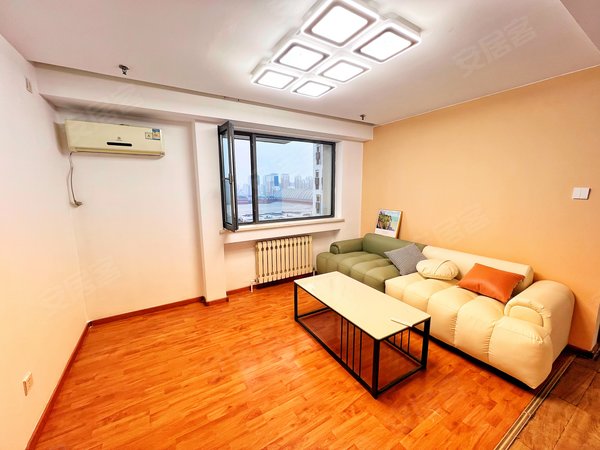 沈阳和平沈阳站温州城短租 押一付一 温州城 1室1厅1卫  电梯房 67