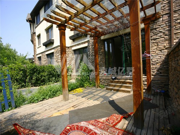 国贸高碑店 百子湾 cbd高尔夫高档公寓居住 办公接待别墅