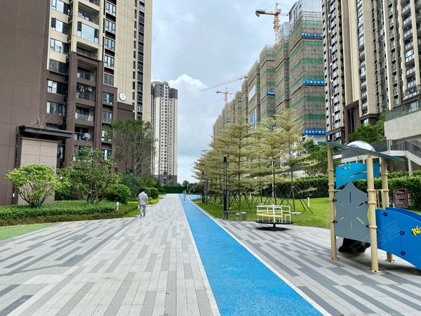 广州增城新塘品秀星图品秀星图 精装三房 配置齐全 环境好 近地铁