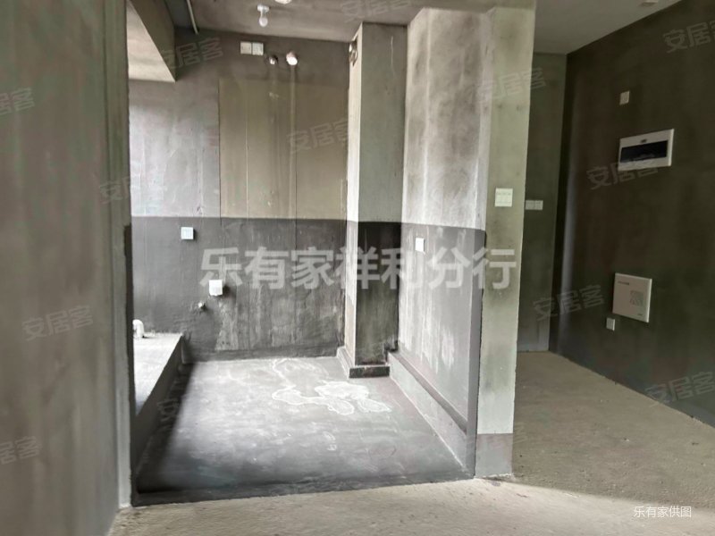 鸿荣源熙园山苑(公寓住宅)3室2厅2卫95㎡南219万