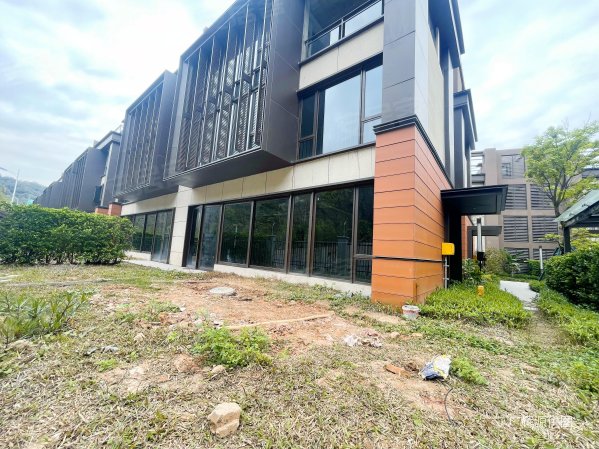 保利紫山花园别墅