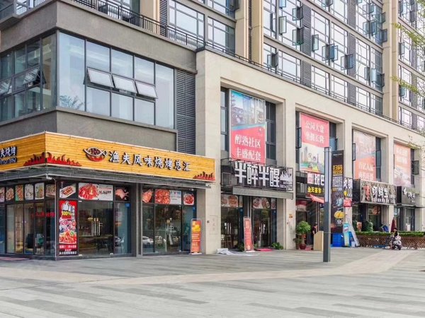 广州番禺大石礼村商务楼广州3号线大石地铁 全新家私家电大单间 随时