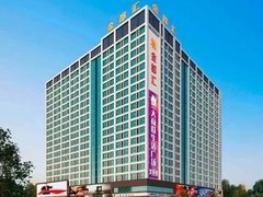 【多图】泰森华林逸墅,万达广场租房,泰森华林逸墅 1室0厅1卫,盐湖