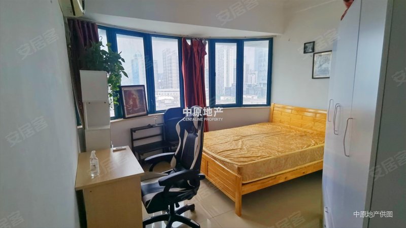 性价比高 新达城公寓 一房一厅 楼层适中