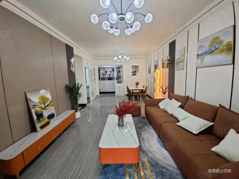 时代茗城 商业配套成熟 近医院 楼龄新 产权清晰 小三居