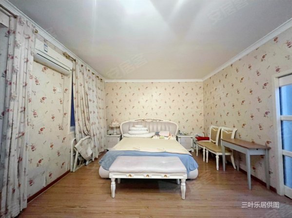 小区环境优美 可随时看,东山国际新城a区二手房,132万,3室2厅,2卫,151