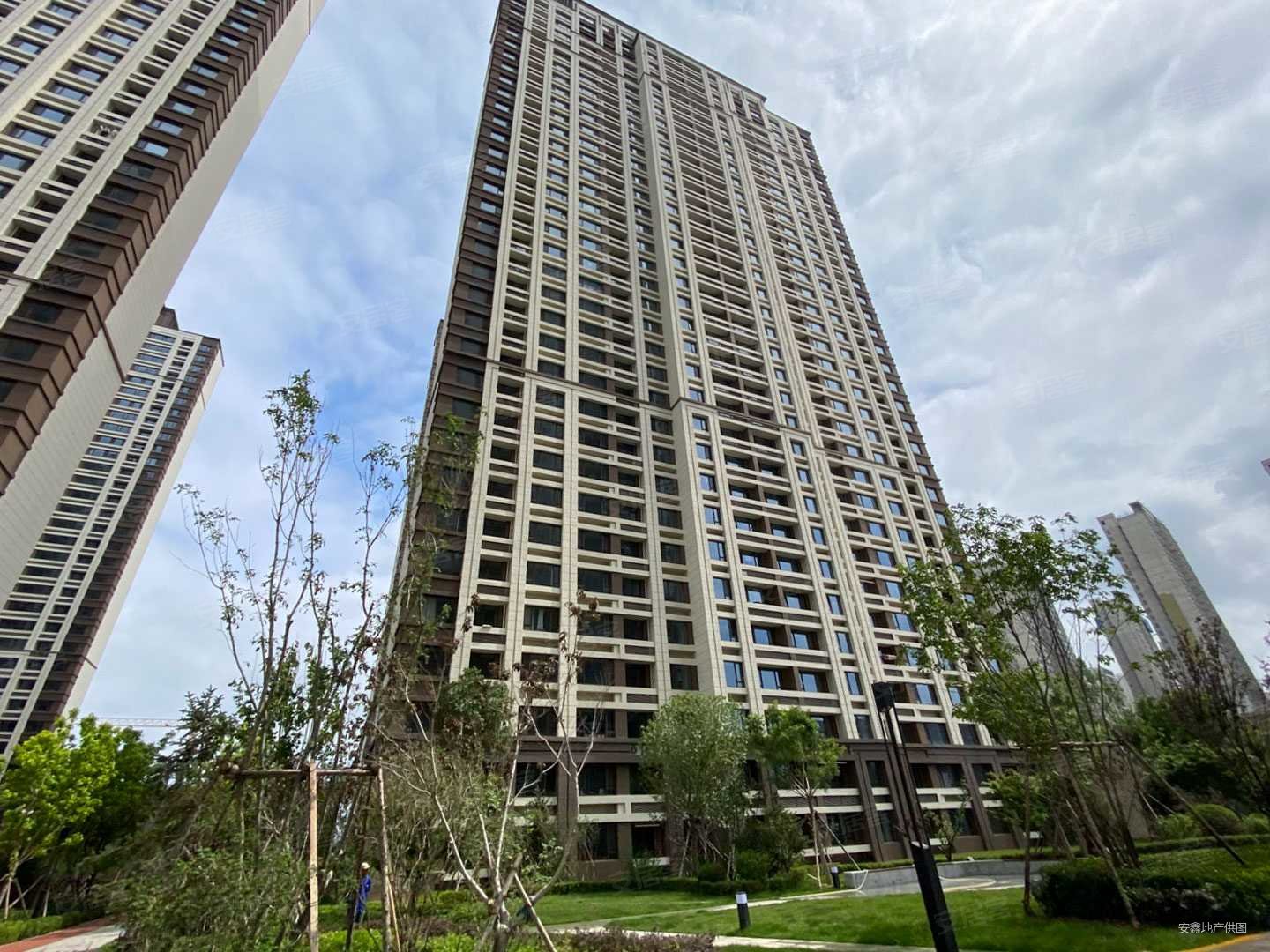 万达体育新城3室2厅2卫101.33㎡南北138万