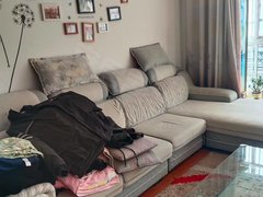 射阳射阳城西后羿公园文泽康城，车库上1楼，靠近三中，两室两厅，950月出租房源真实图片