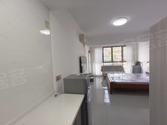 吉首吉首吉首城区老吉大电梯精装一居室出租，中间楼层采光好，家电齐全，拎包入住出租房源真实图片