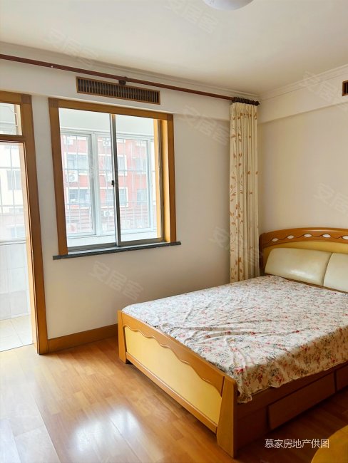 已加装电梯泰华花园好楼层带20平草房楼座位置好急售