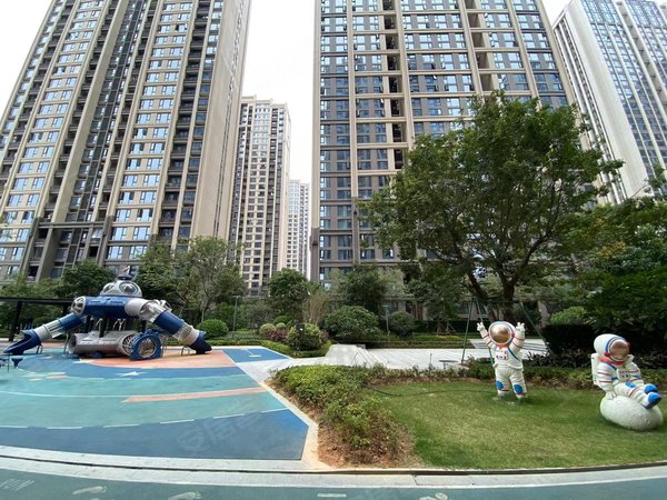 泉州丰泽城东中骏御金台中骏御金台 平层126平四房 首炮出租 配齐 仅