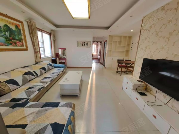 武汉东西湖吴家山海林广场海林广场 核心商圈 保养好 热乎的刚出来 有