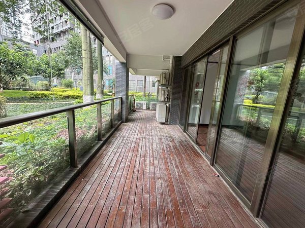 昆明盘龙火车北站星雅俊园火车北站 星雅俊园 1楼 大平层 南北通透4室