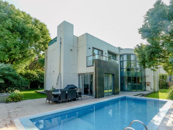 杞县温莎豪园西郊宾馆附近独栋别墅带室外泳池,标准五间带卫套房,居家