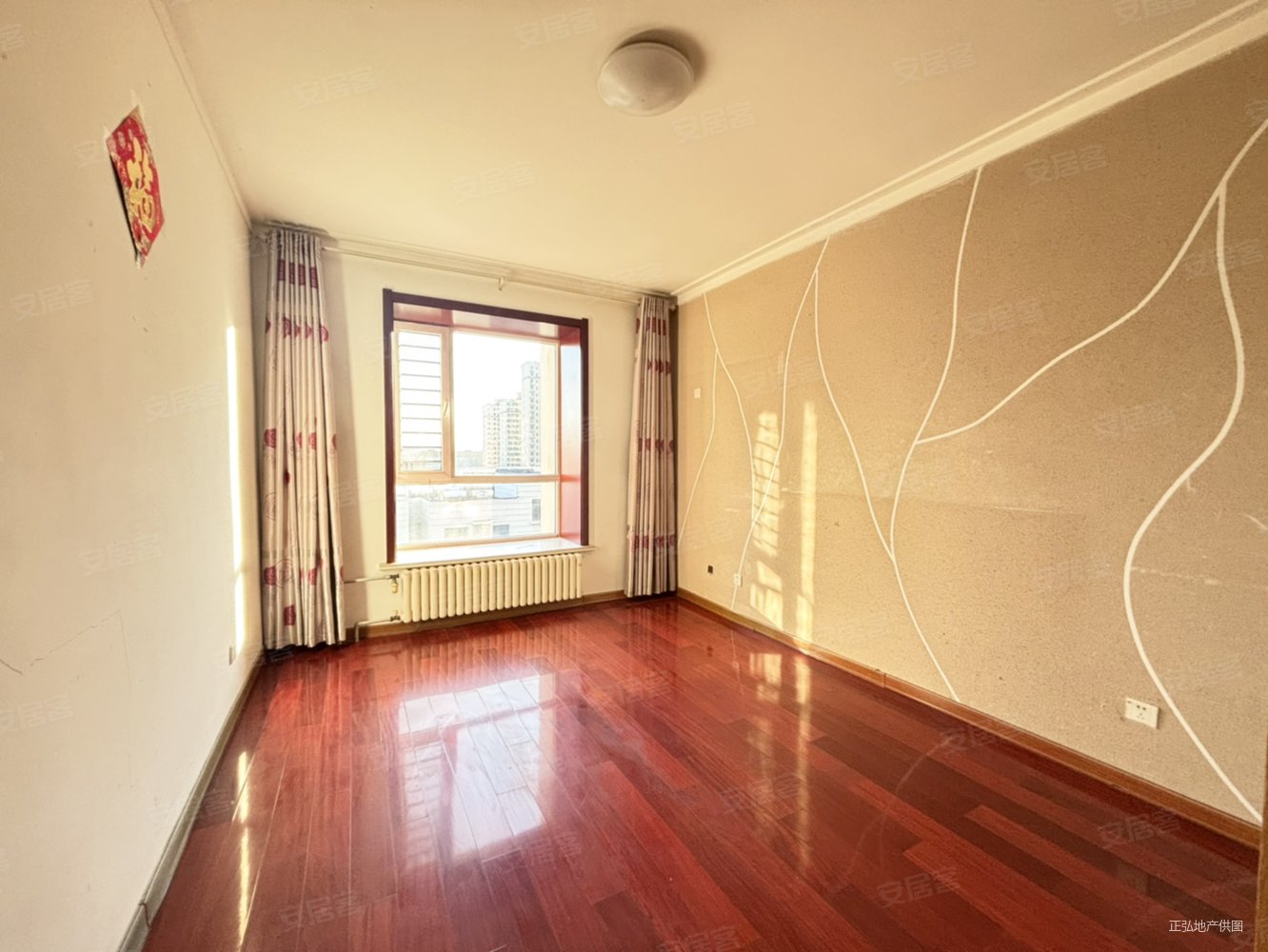 安泰首府3室2厅2卫143㎡南北118万