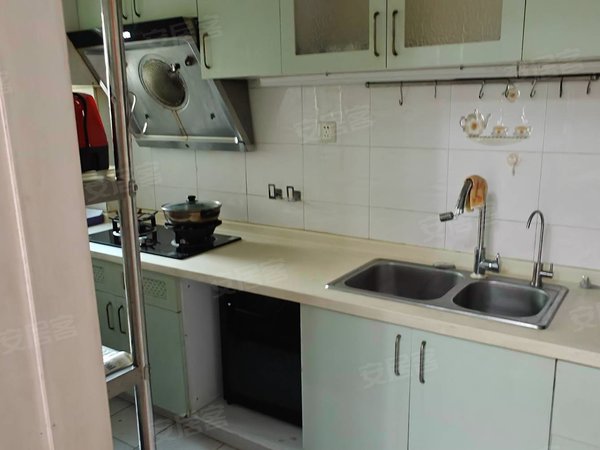 深圳南山蛇口港湾花园免中介费港湾花园三房电梯房出租房源真实图片