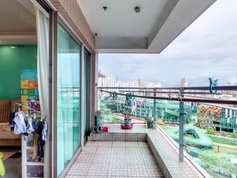 金地海景全南户型,安静看红树林海景.红五一产权,价格可谈.