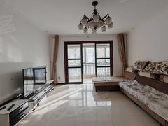 尉氏尉氏县尉氏县城出租凤凰城，三室二厅一卫 家具家电齐全，拎包入住！出租房源真实图片