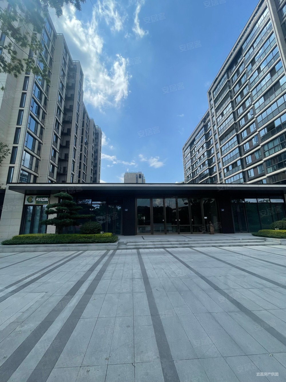 宁波房产网>宁波二手房>鄞州二手房>首南二手房>荣安柳岸风荷>