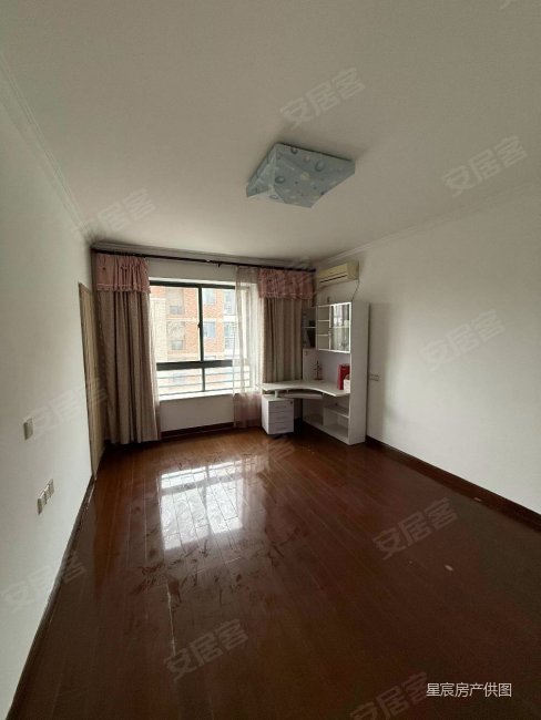 金都华庭 商品住宅 刚需小三居 商业配套成熟 南北通透