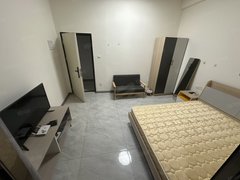 江门台山台城商业城附近电梯单间,包WiFi管理,可押一出租房源真实图片