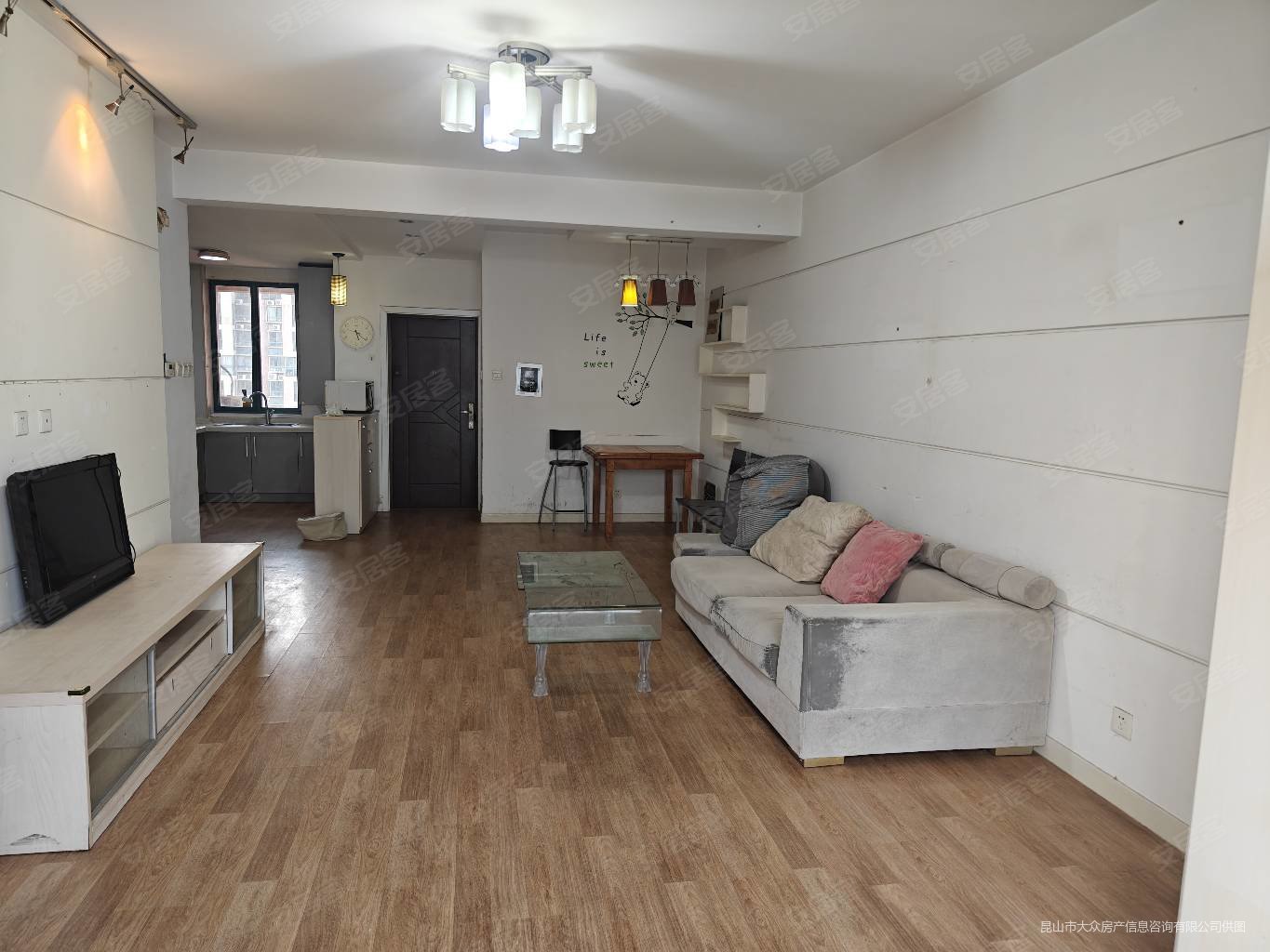 光大花园215万 精装两房 随时看,光大花园二手房,215万,2室2厅,1卫