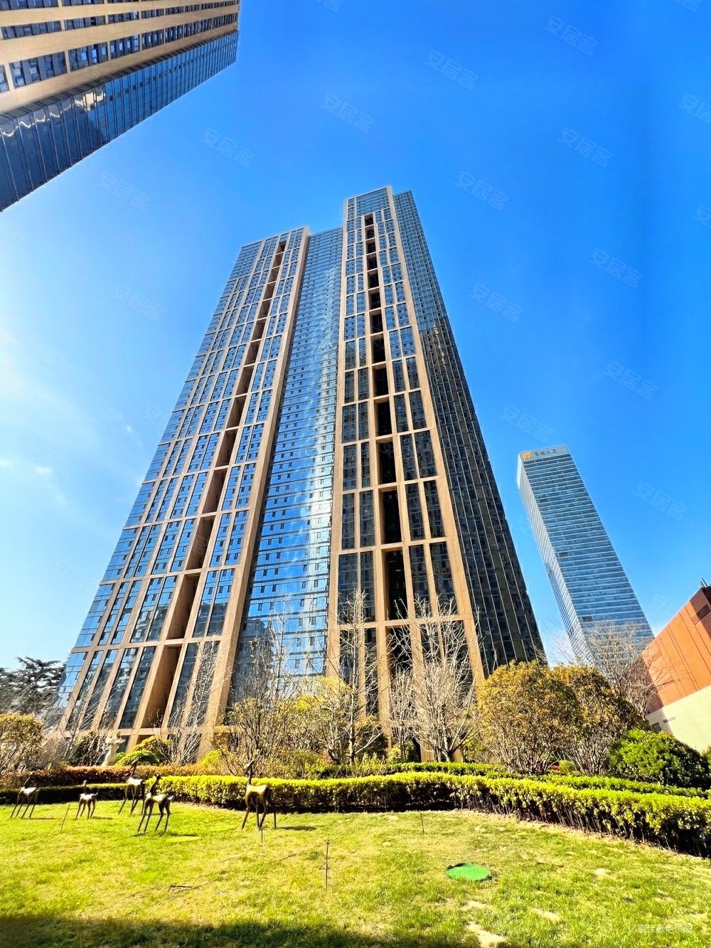 华润中心悦府(二期)二手房,885万,3室2厅,2卫,177平米-青岛安居客